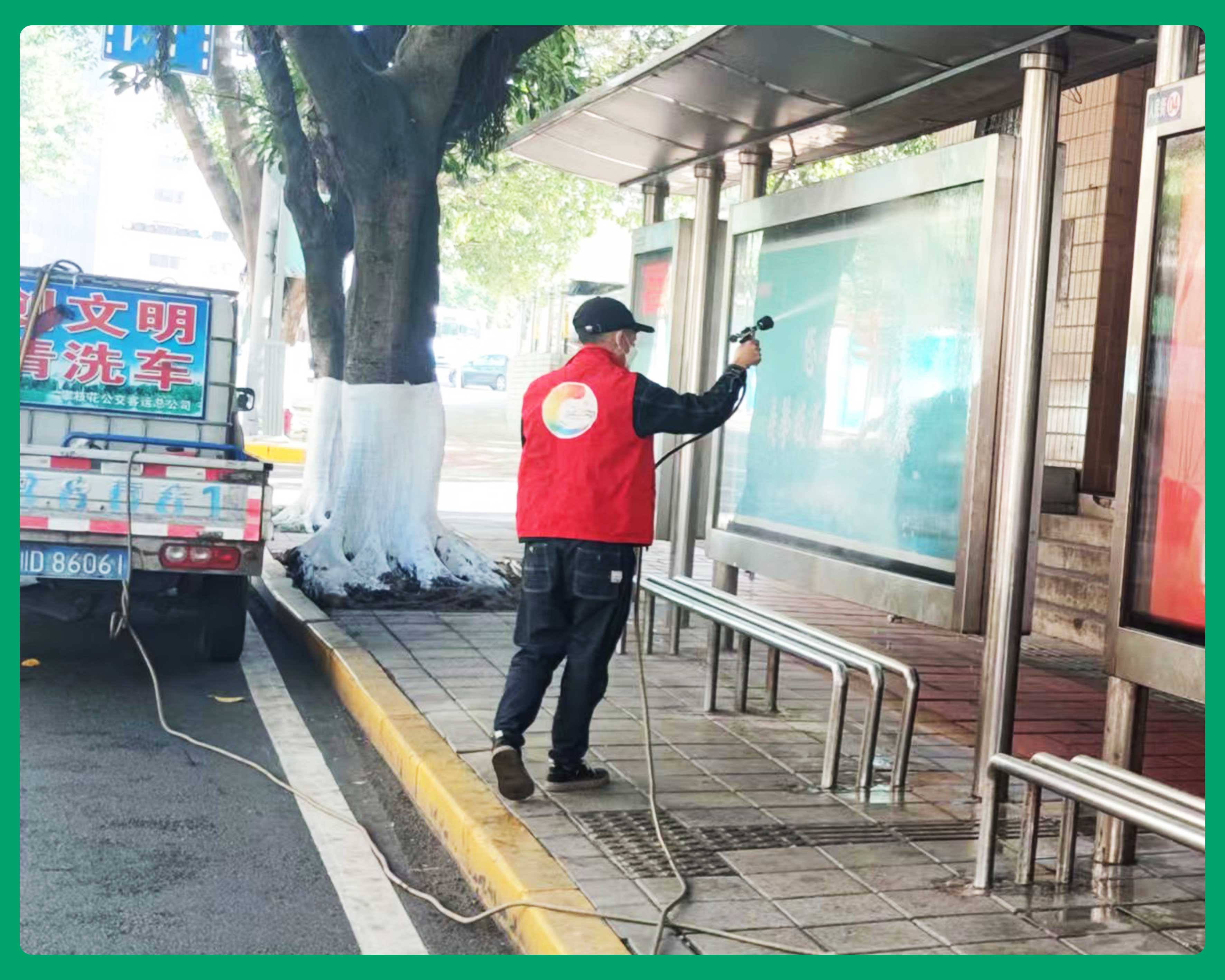 創(chuàng)建全國文明城市，公交廣告在行動